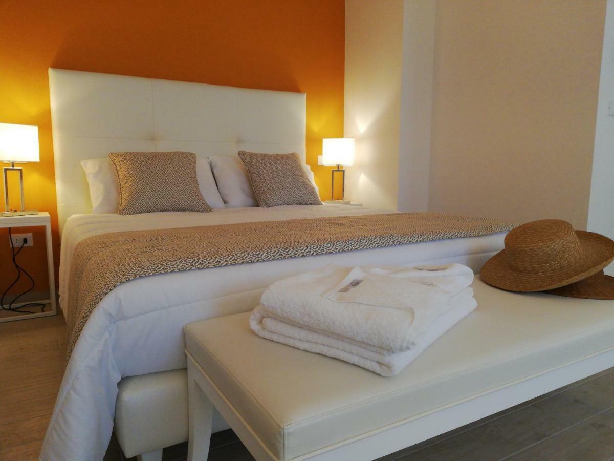 Corigliano dʼOtranto Kaloneiro Guest House מראה חיצוני תמונה