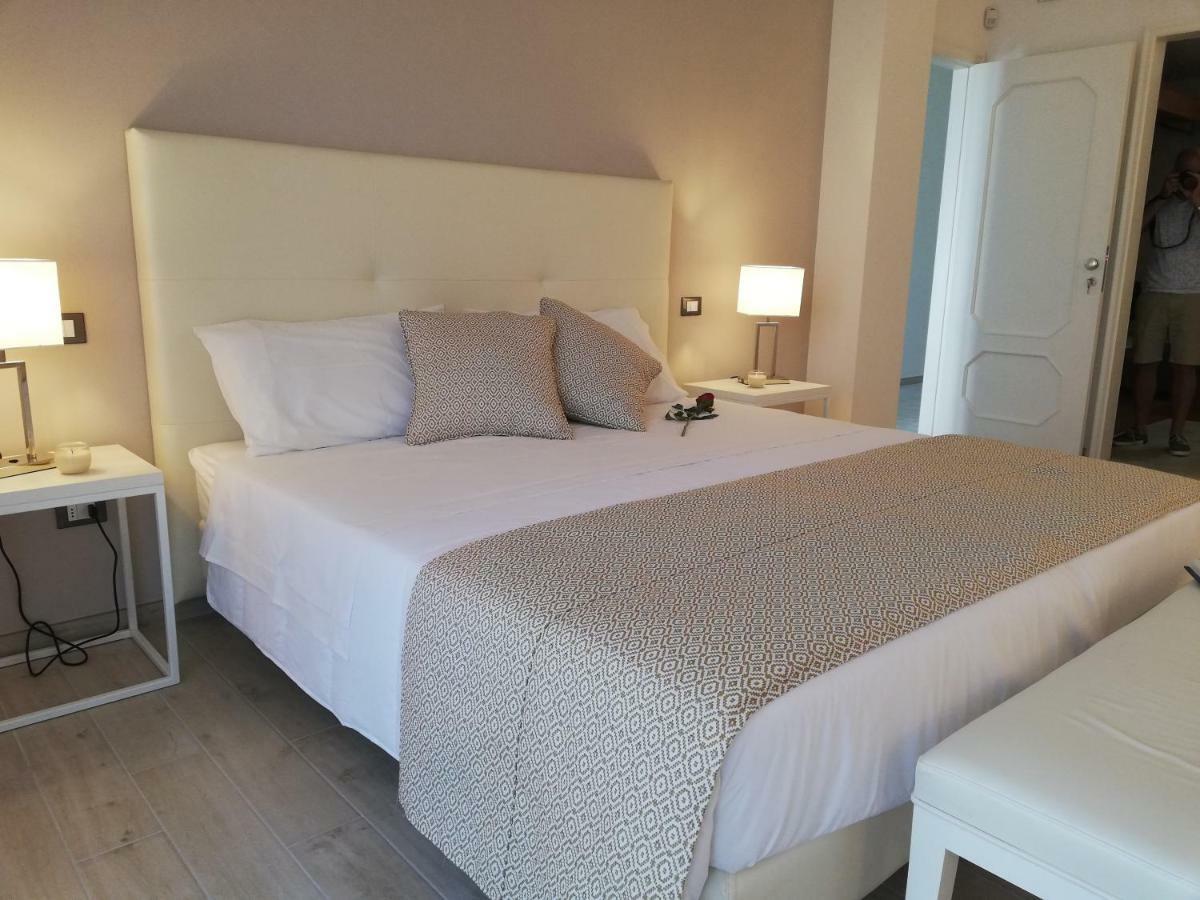 Corigliano dʼOtranto Kaloneiro Guest House מראה חיצוני תמונה