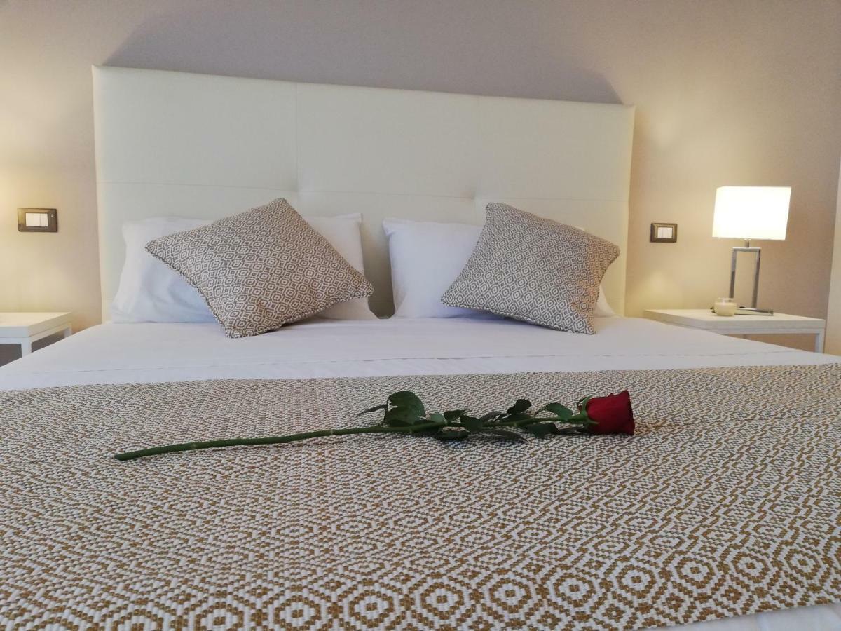 Corigliano dʼOtranto Kaloneiro Guest House מראה חיצוני תמונה