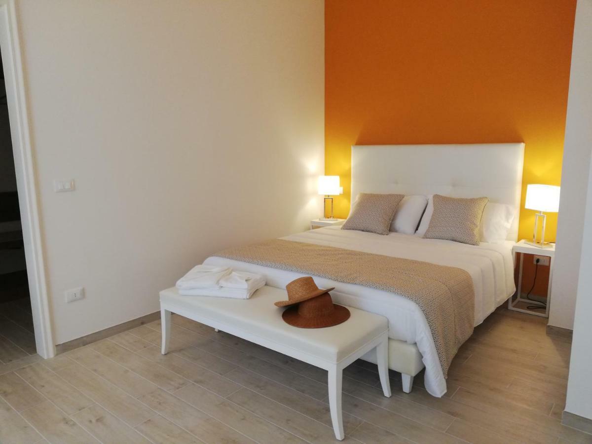 Corigliano dʼOtranto Kaloneiro Guest House מראה חיצוני תמונה
